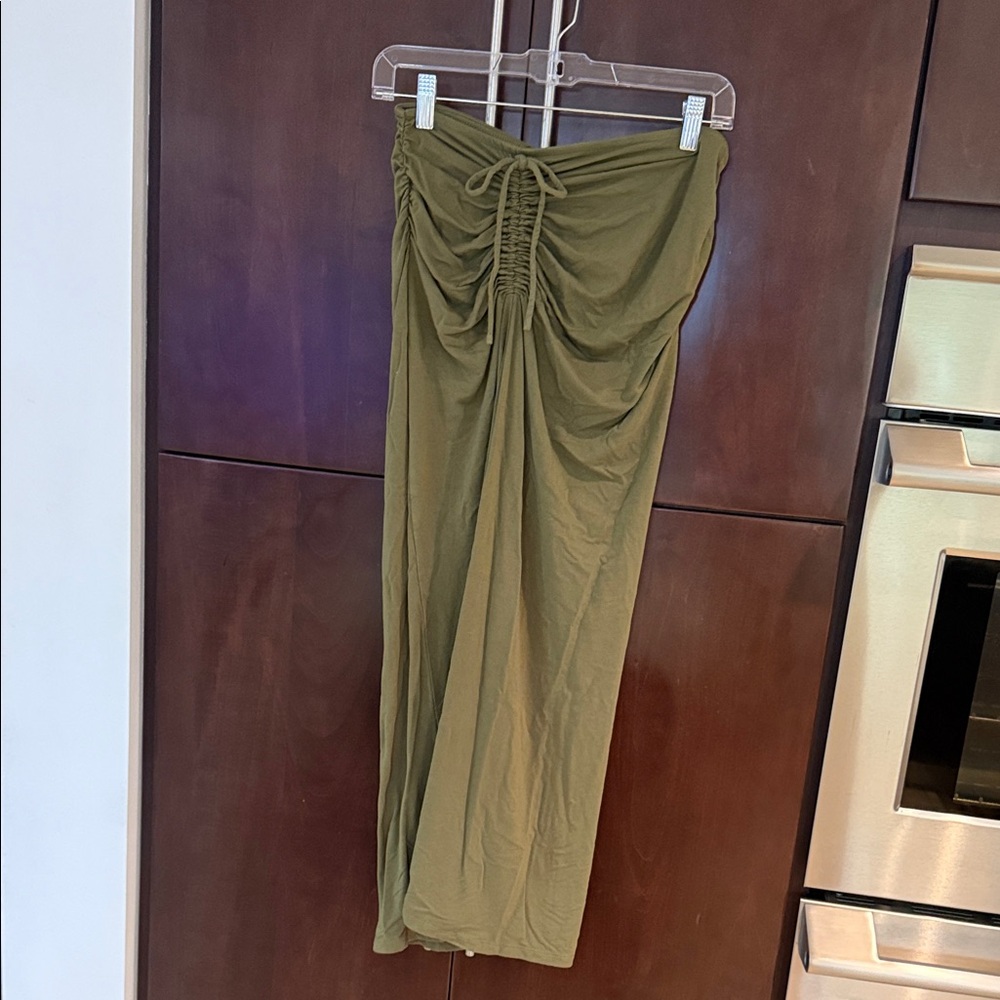 House of Harlow 1960 strapless dress